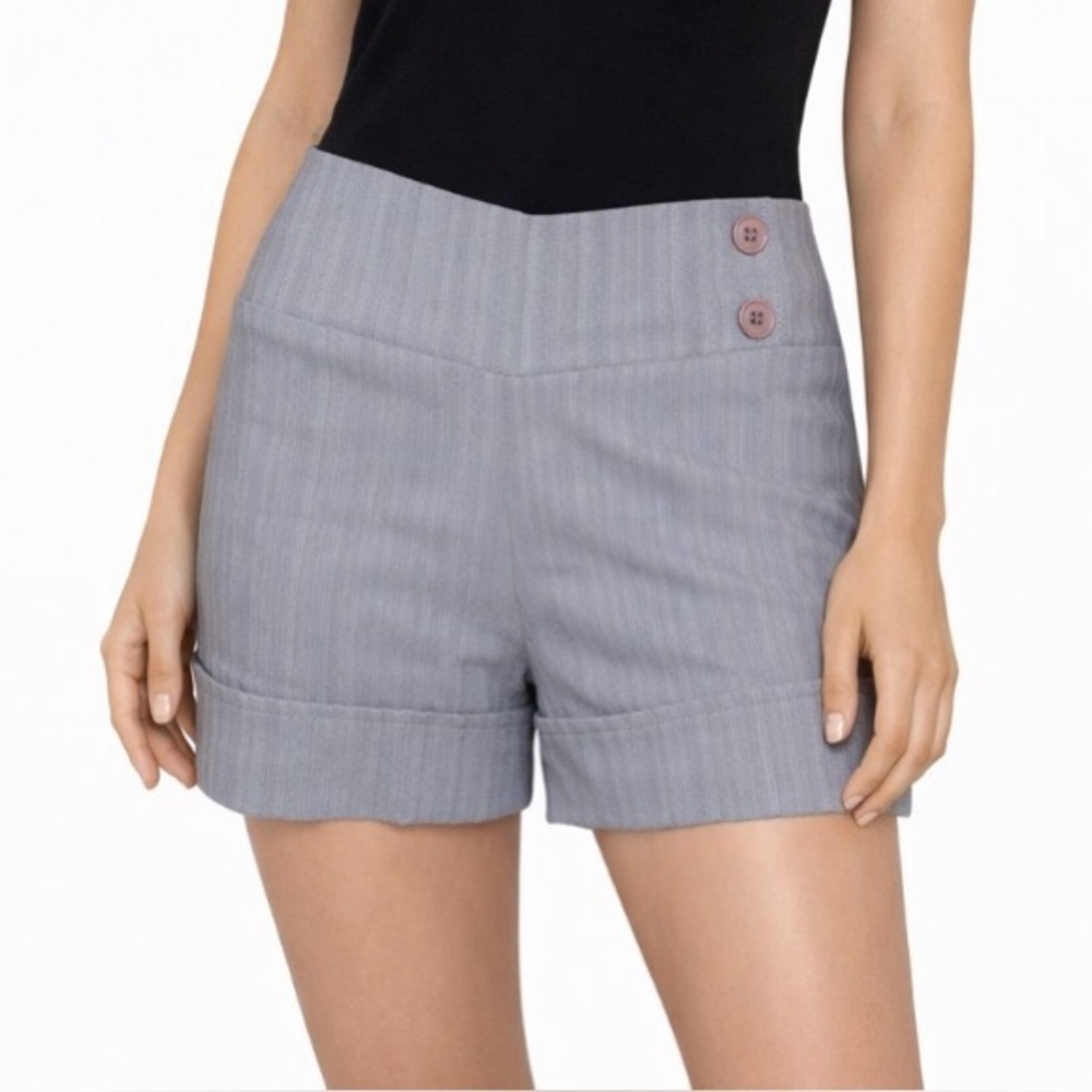 Valia brand gray striped textured stretch cuffed pull on shorts button detail Sm